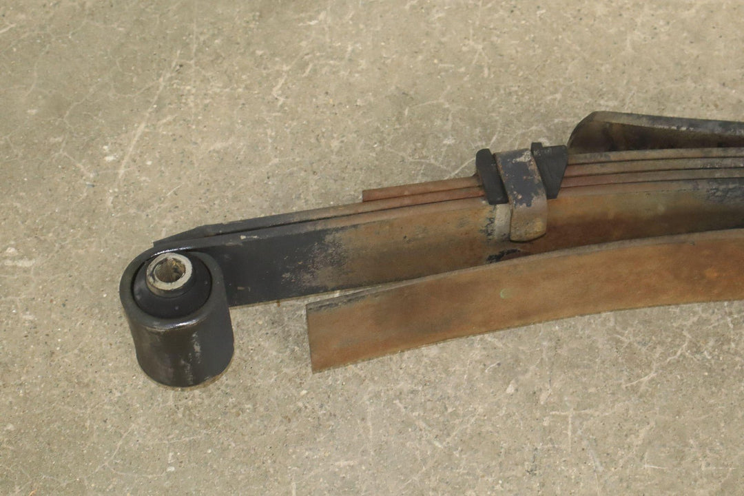 02 - 04 Ford F250 Super Duty OEM Rear Leaf Springs Pair Left/Right (4 Main 2 Help)