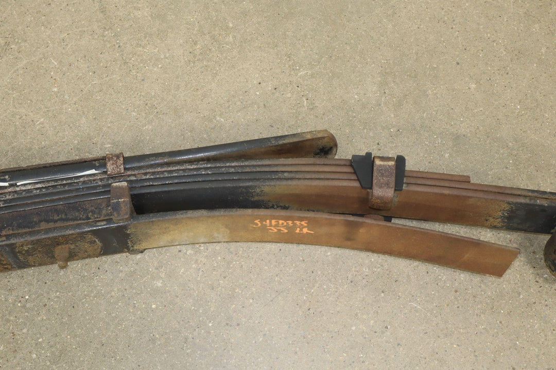 02 - 04 Ford F250 Super Duty OEM Rear Leaf Springs Pair Left/Right (4 Main 2 Help)
