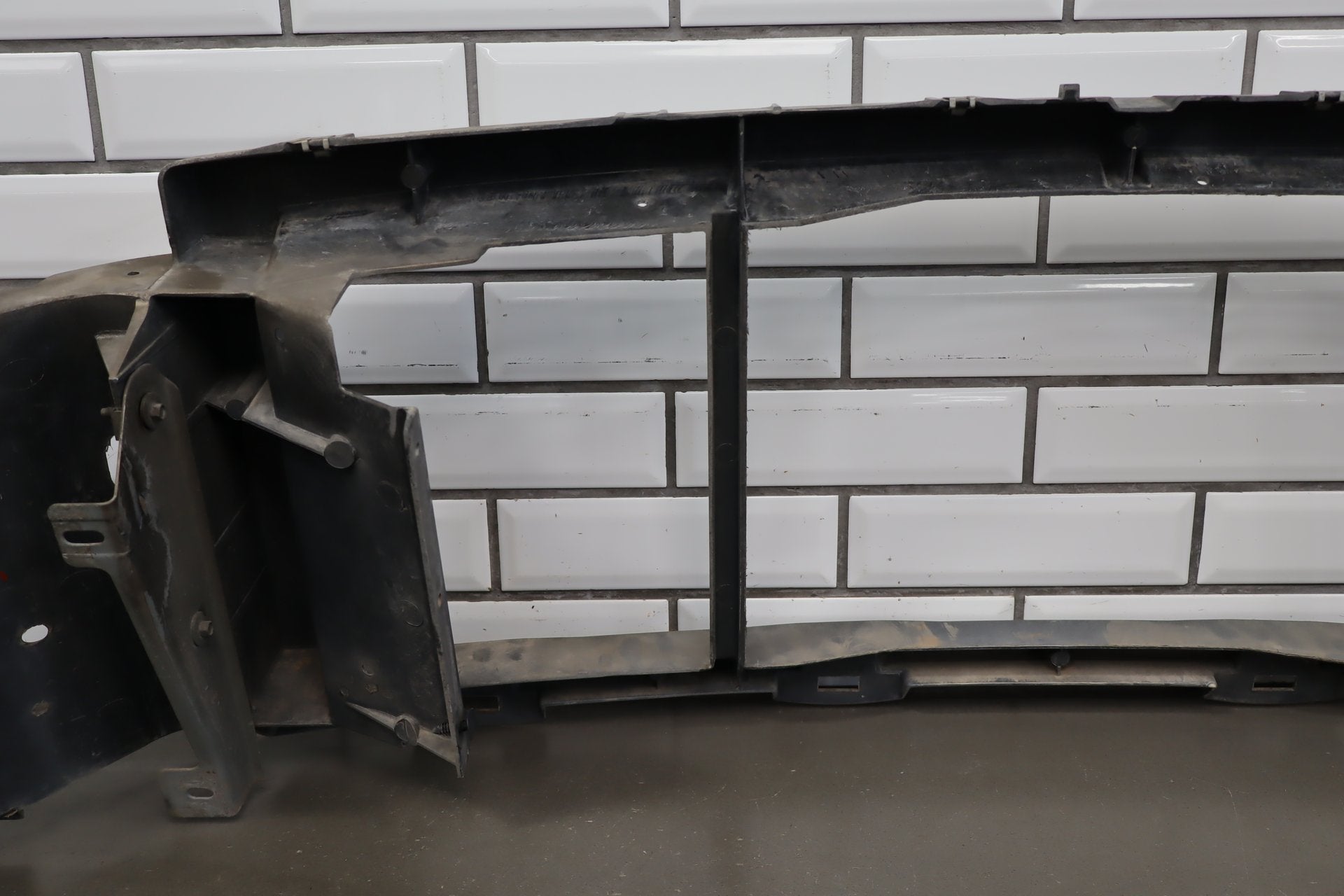 02-04 Ford F350 Super Duty Header Panel Grille Support F81Z8A284AA