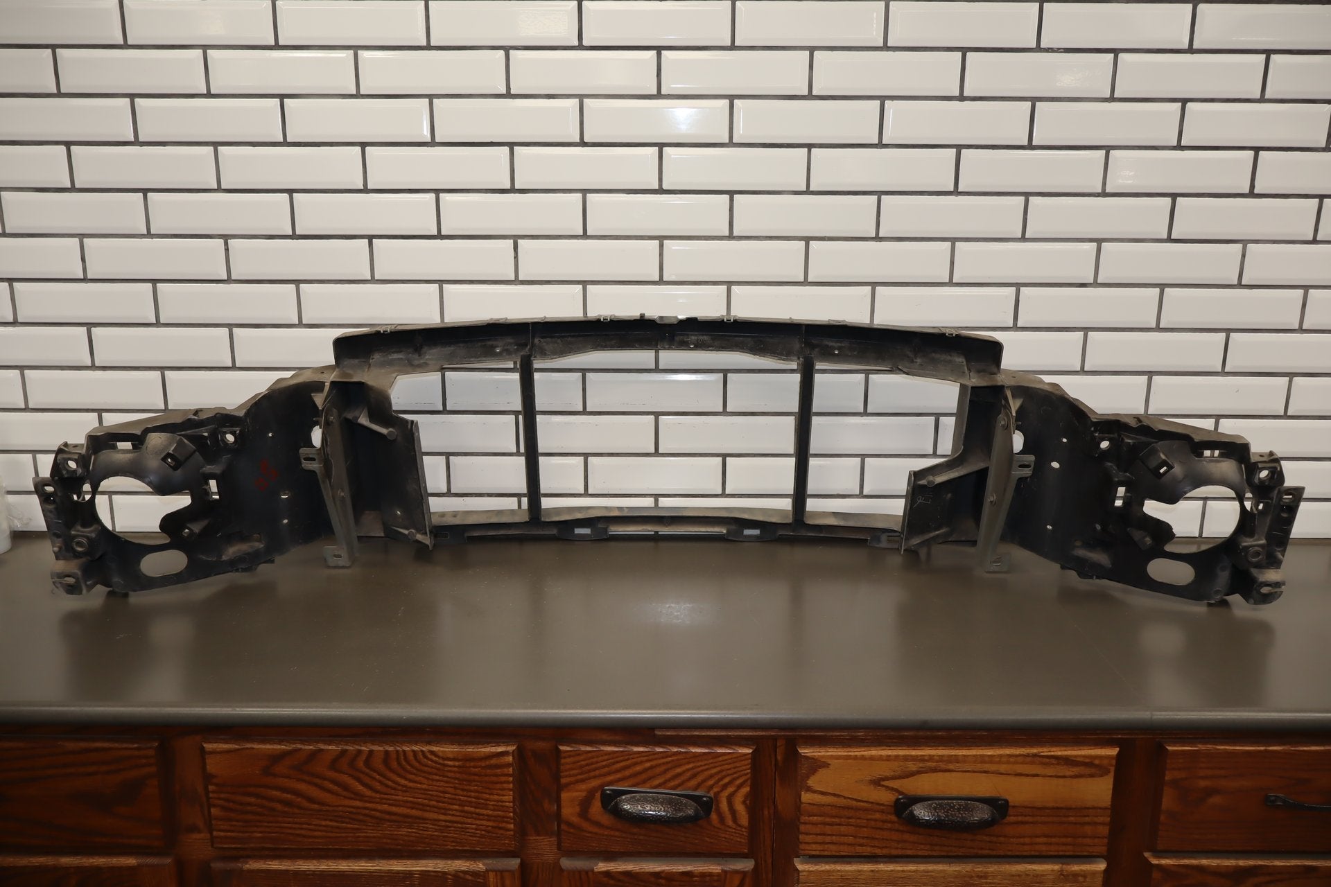 02-04 Ford F350 Super Duty Header Panel Grille Support F81Z8A284AA