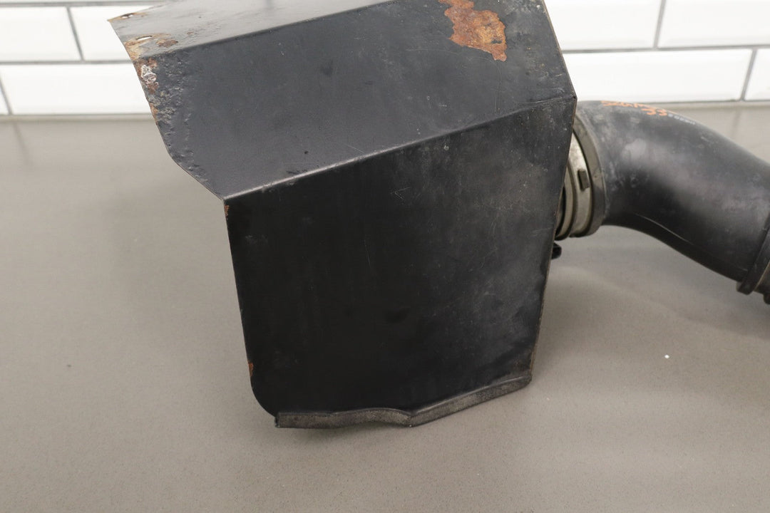 02 - 05 Chevy GMC LB7 Duramax Air Cleaner Assembly Cone Filter See Photos