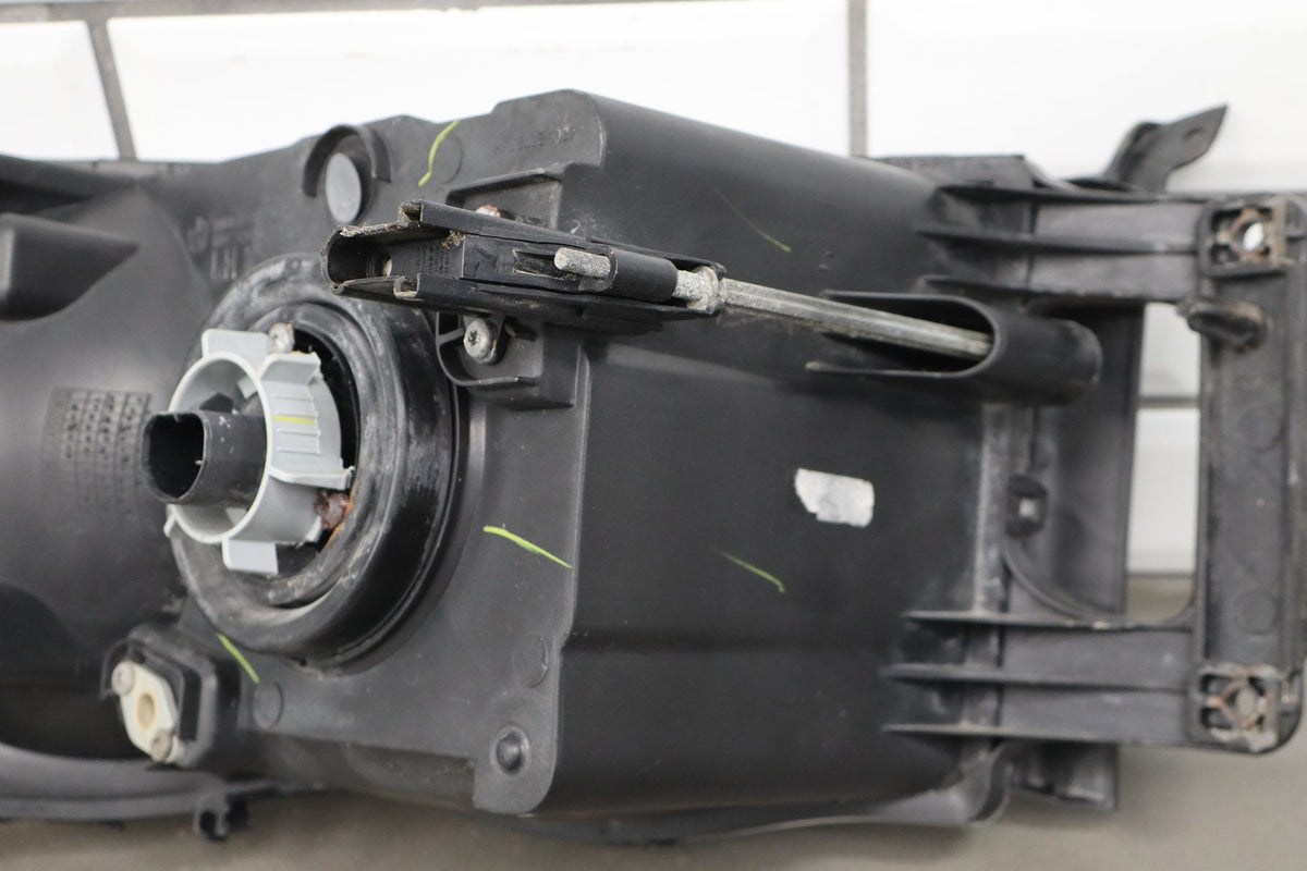02-05 Dodge Ram LH Headlight OEM 55077121AG