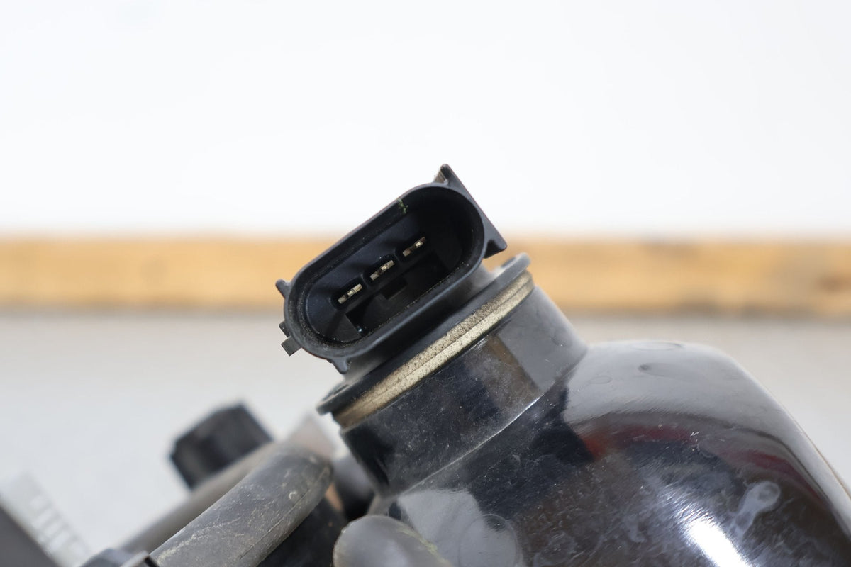 02-05 Ford Thunderbird Right Headlamp