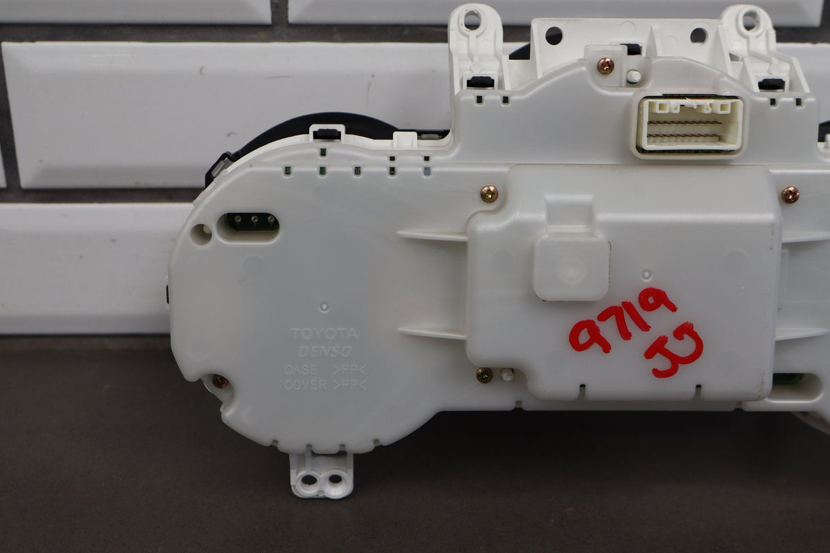 02-05 Lexus SC430 Z40 Instrument Cluster 180mph 159551