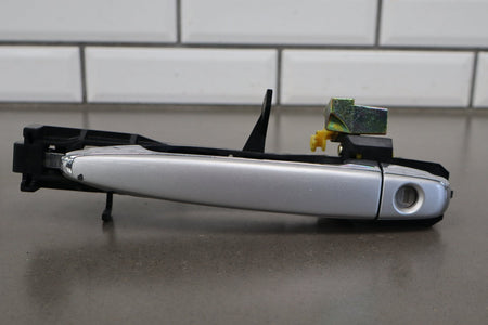 02-05 Lexus SC430 Z40 Left Outer Door Handle Silver 1C0