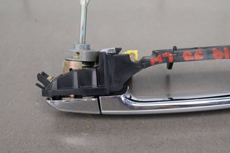 02-05 Lexus SC430 Z40 Left Outer Door Handle Silver 1C0