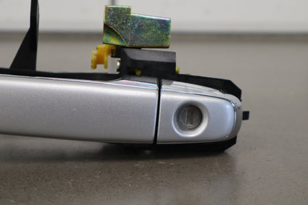 02-05 Lexus SC430 Z40 Left Outer Door Handle Silver 1C0