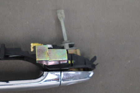 02-05 Lexus SC430 Z40 Left Outer Door Handle Silver 1C0