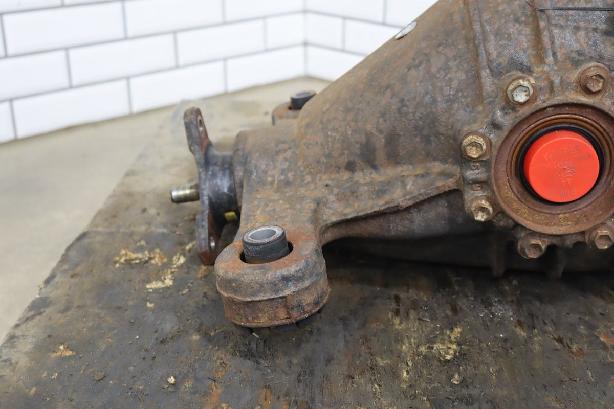 02-05 Lexus SC430 Z40 Rear Differential 3.266 RWD