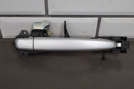 02-05 Lexus SC430 Z40 Right Outer Door Handle Silver 1C0