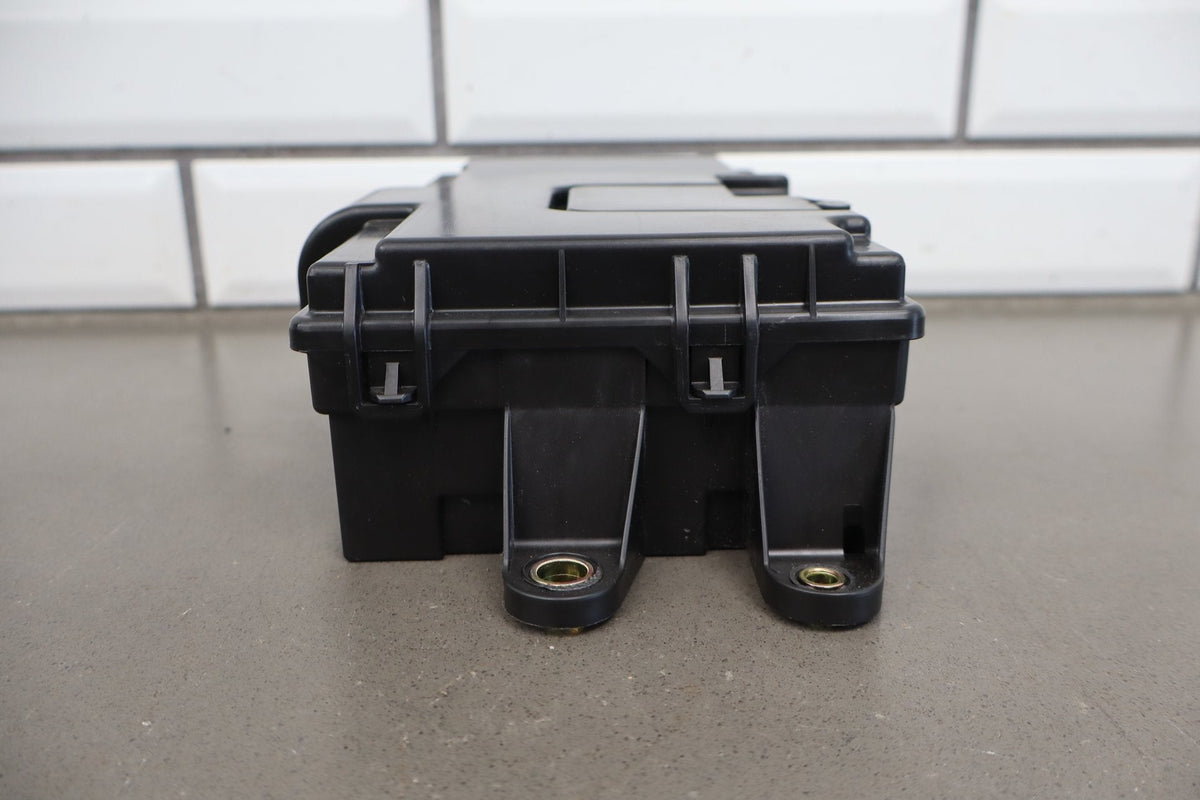 02-05 Lexus SC430 Z40 Trunk Cabin Fuse Box Complete