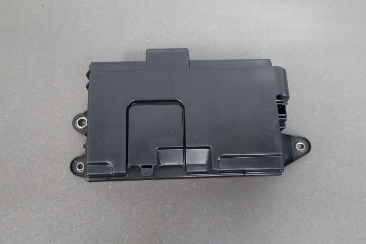 02-05 Lexus SC430 Z40 Trunk Cabin Fuse Box Complete