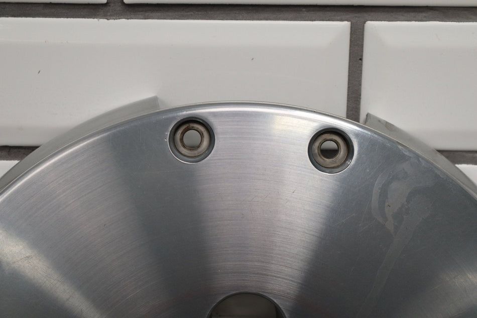 02-05 Lexus SC430 Z40 Wheel Center Cap RH Front