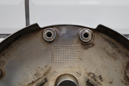 02-05 Lexus SC430 Z40 Wheel Center Cap RH Rear