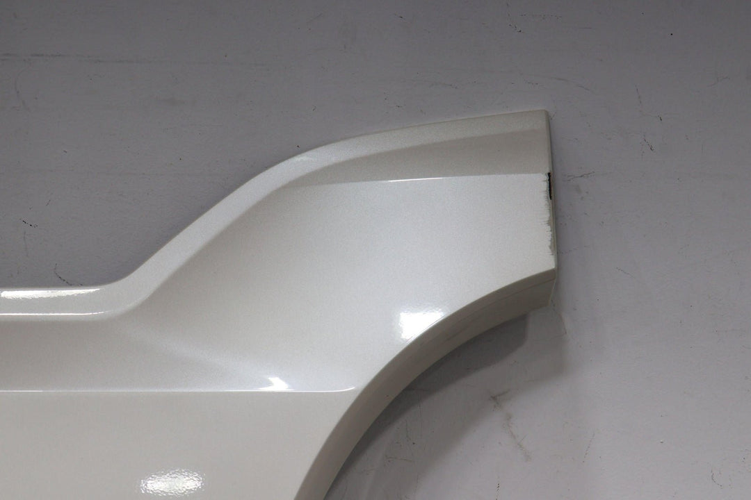 02 - 06 Cadillac Escalade Rear Left LH Door Moulding (White Diamond 98U) Short WB