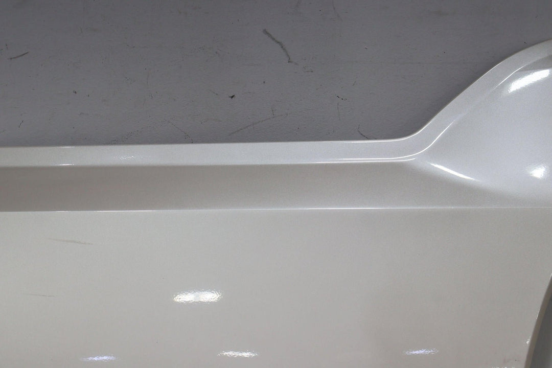 02 - 06 Cadillac Escalade Rear Left LH Door Moulding (White Diamond 98U) Short WB