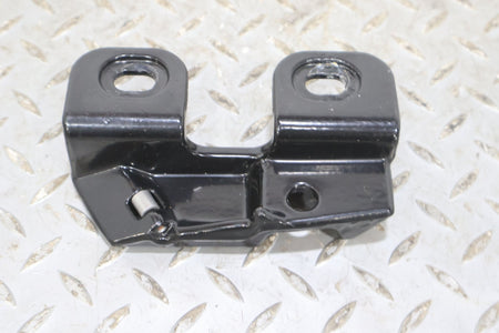 02-06 Chevy Avalanche OEM Tonneau Cover Latch Set of 8 Pieces (Solid Mount)