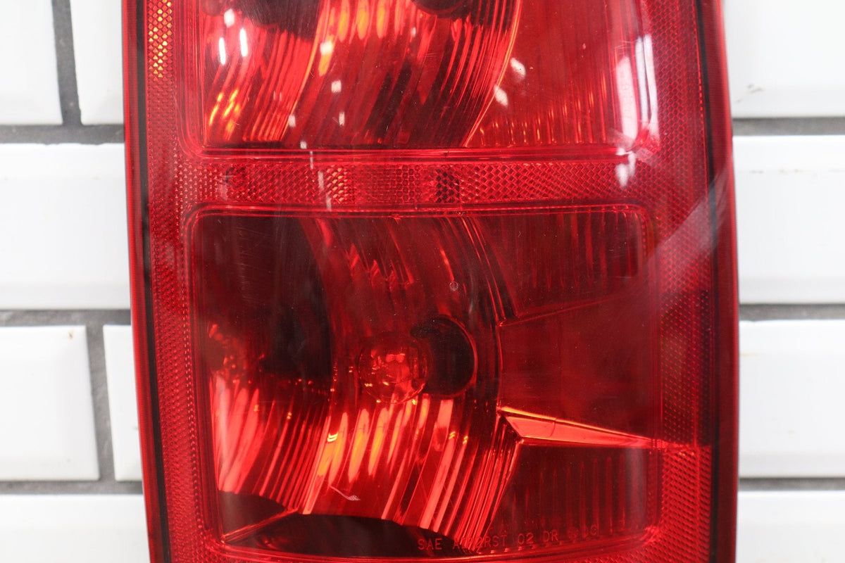 02-06 Dodge Ram RH Tail Light OEM 55077348AC