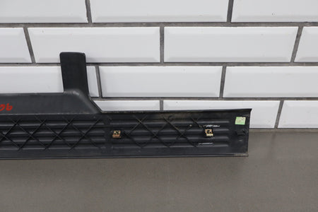 02-07 Chevrolet Silverado 2500HD Crew Cab Sill Plates Graphite (12D)