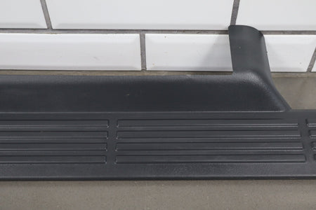 02-07 Chevrolet Silverado 2500HD Crew Cab Sill Plates Graphite (12D)