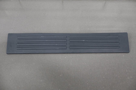 02-07 Chevrolet Silverado 2500HD Crew Cab Sill Plates Graphite (12D)
