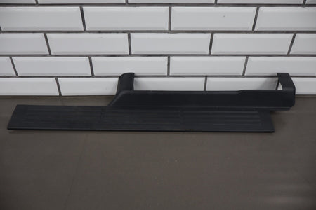 02-07 Chevrolet Silverado 2500HD Crew Cab Sill Plates Graphite (12D)