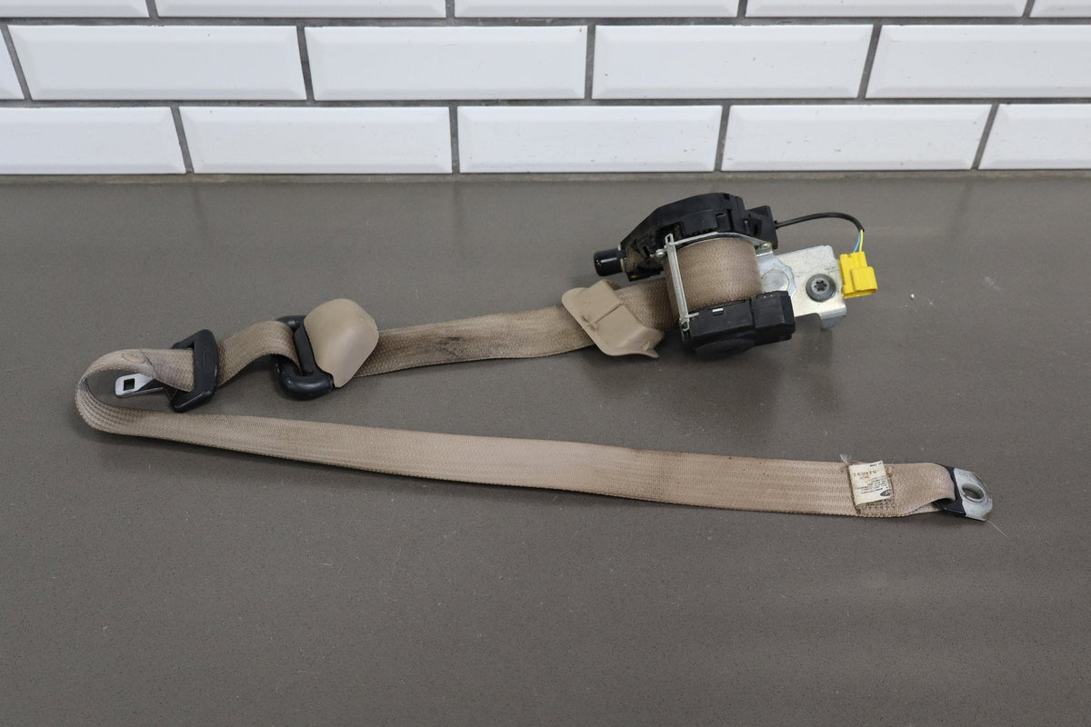 02-07 Ford F350 Super Duty Left Front Seat Belt Medium Parchment