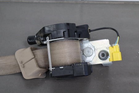 02-07 Ford F350 Super Duty Left Front Seat Belt Medium Parchment