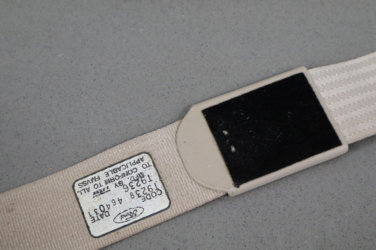 02-07 Ford F350 Super Duty Right Front Seat Belt Medium Parchment