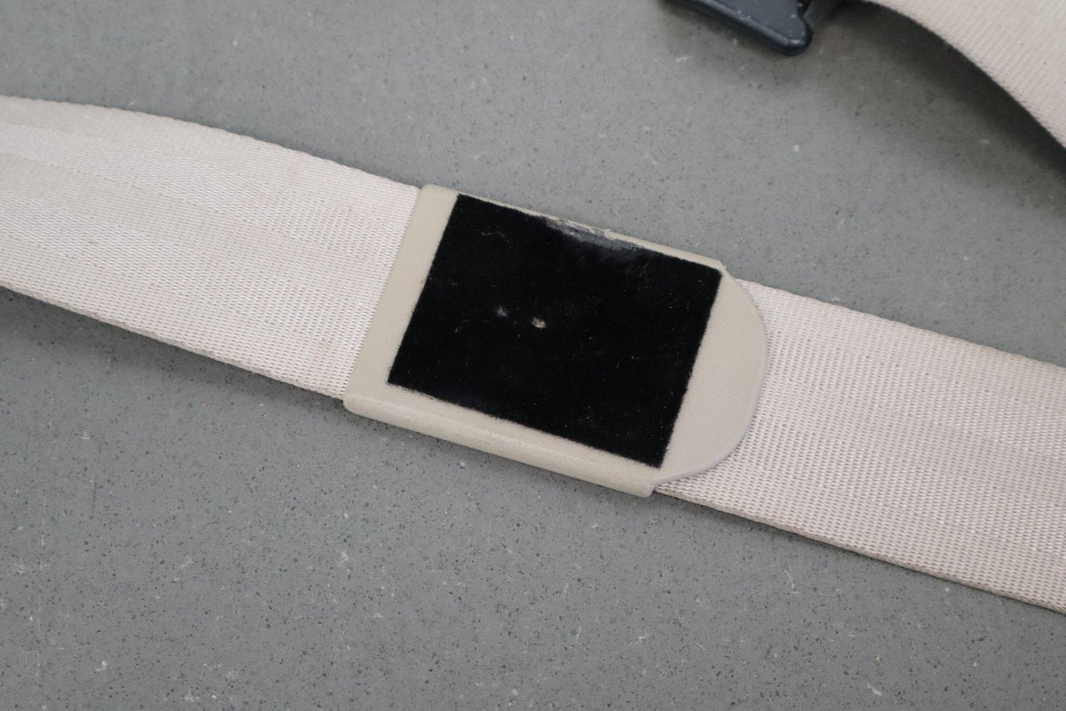02-07 Ford F350 Super Duty Right Rear Seat Belt Medium Parchment