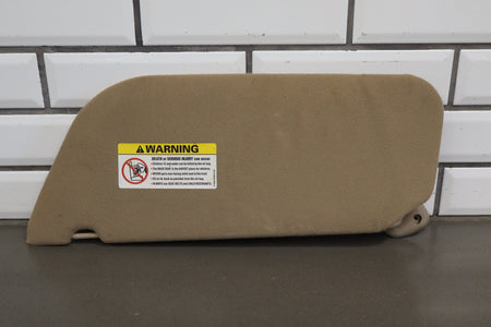02-07 Ford F350 Super Duty Sun Visor Pair Medium Parchment Illuminated