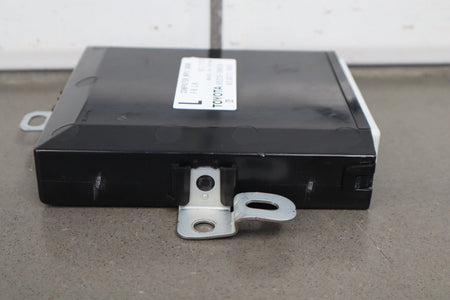 02-08 Lexus SC430 Z40 LH Door Module 89223-24010