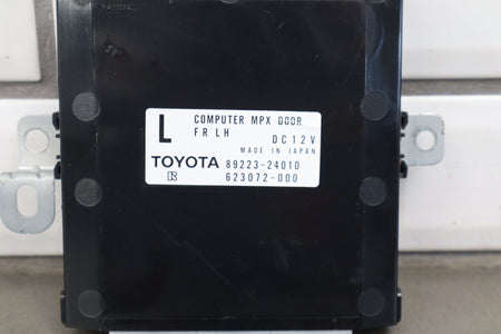 02-08 Lexus SC430 Z40 LH Door Module 89223-24010