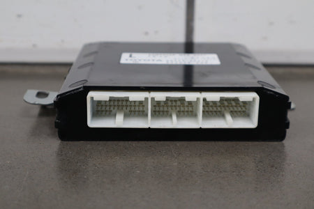 02-08 Lexus SC430 Z40 LH Door Module 89223-24010