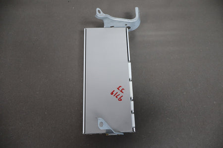 02-08 Lexus SC430 Z40 Mark Levinson Radio Amplifier
