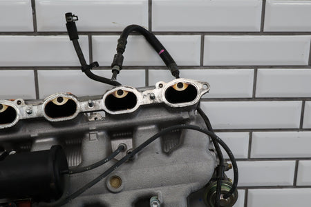 02-10 Lexus SC430 4.3 3UZ-FE Intake Rails Injectors TB