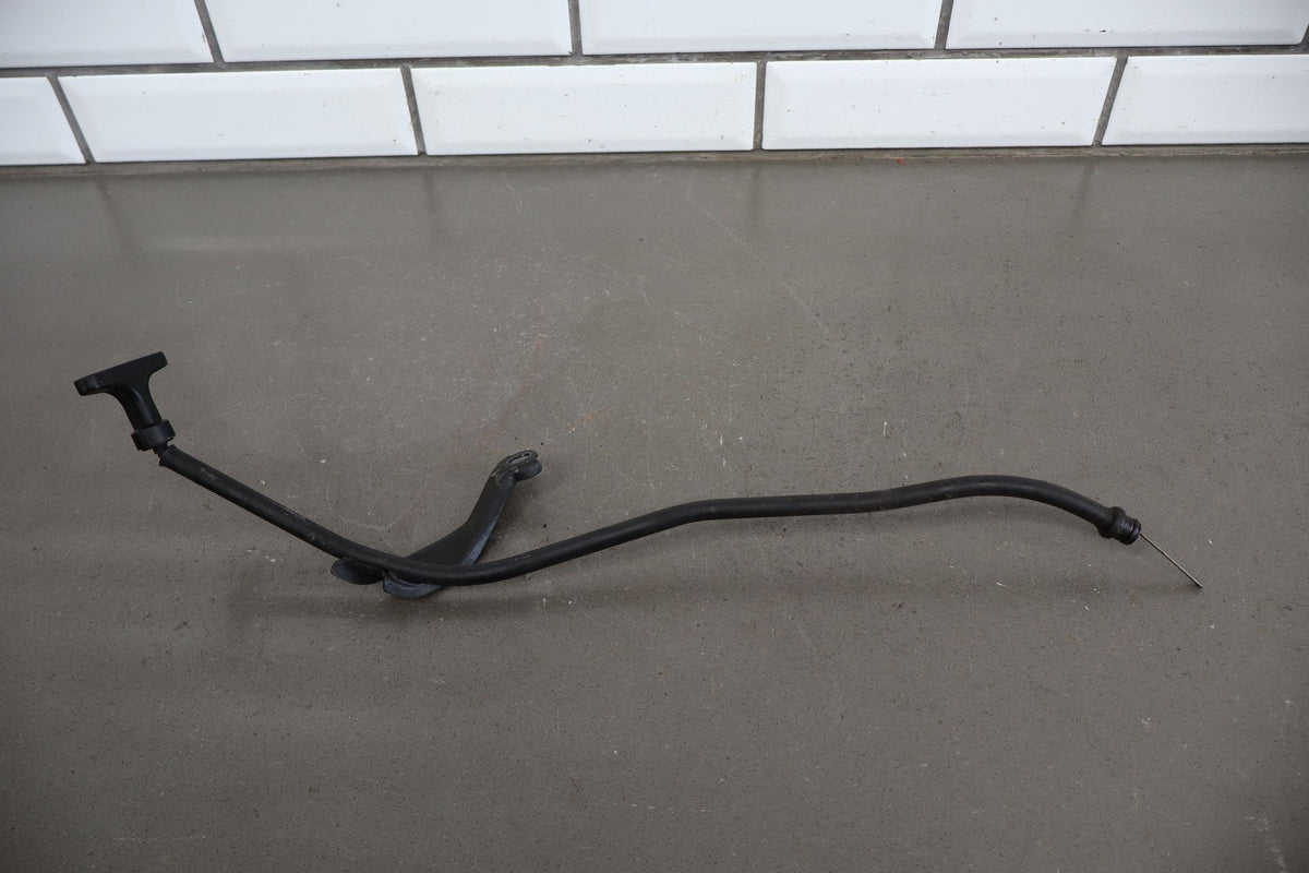 02-10 Lexus SC430 4.3 3UZ-FE Oil Dipstick And Tube