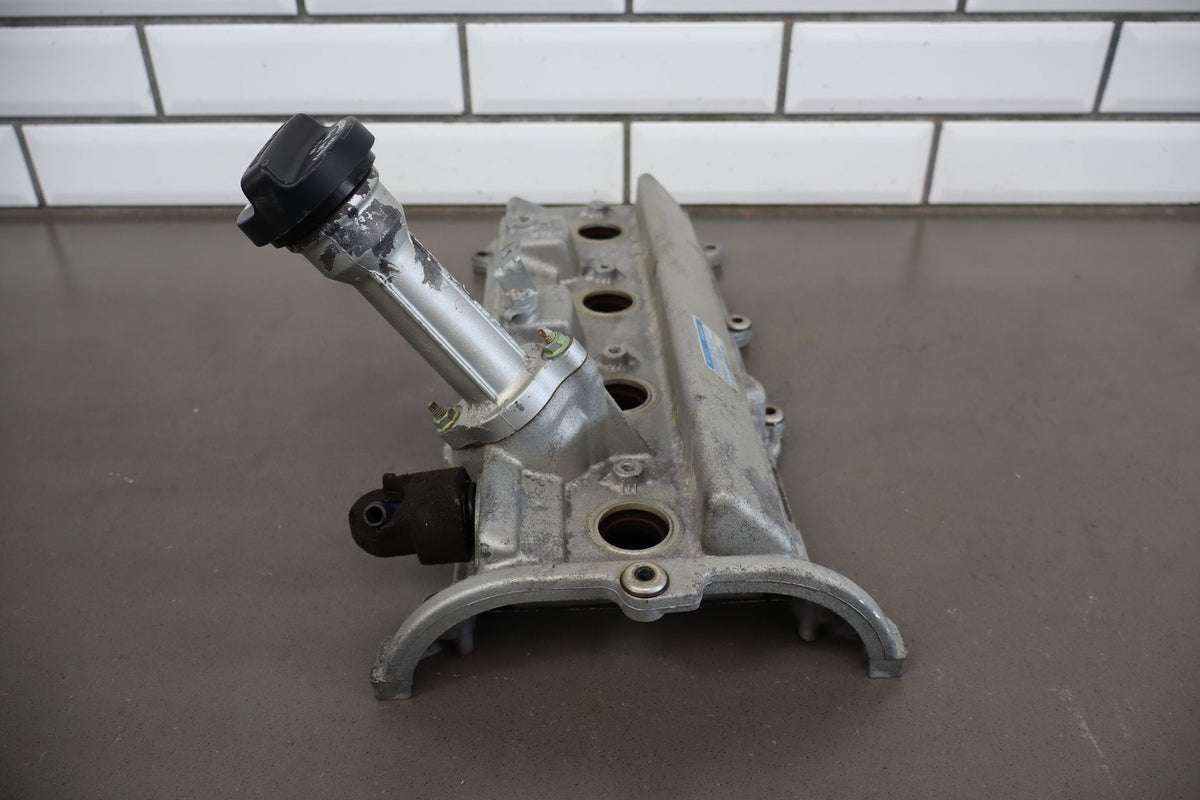 02-10 Lexus SC430 4.3 3UZ-FE Valve Cover Pair
