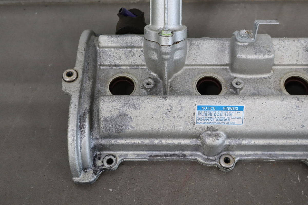 02-10 Lexus SC430 4.3 3UZ-FE Valve Cover Pair
