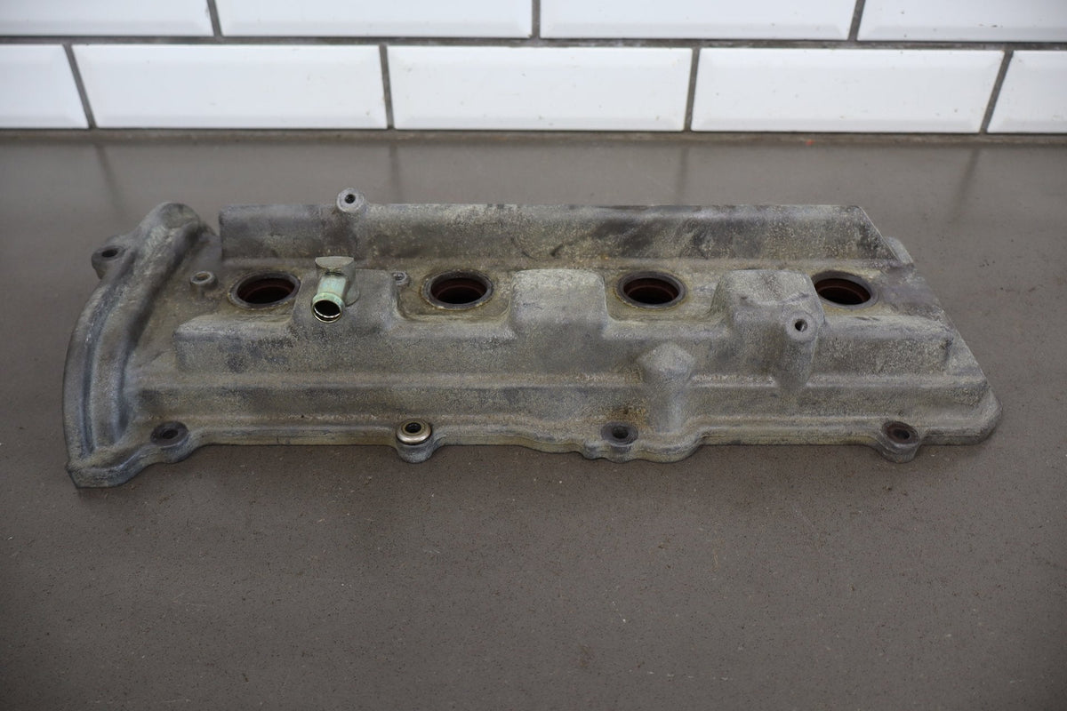 02-10 Lexus SC430 4.3 3UZ-FE Valve Cover Pair