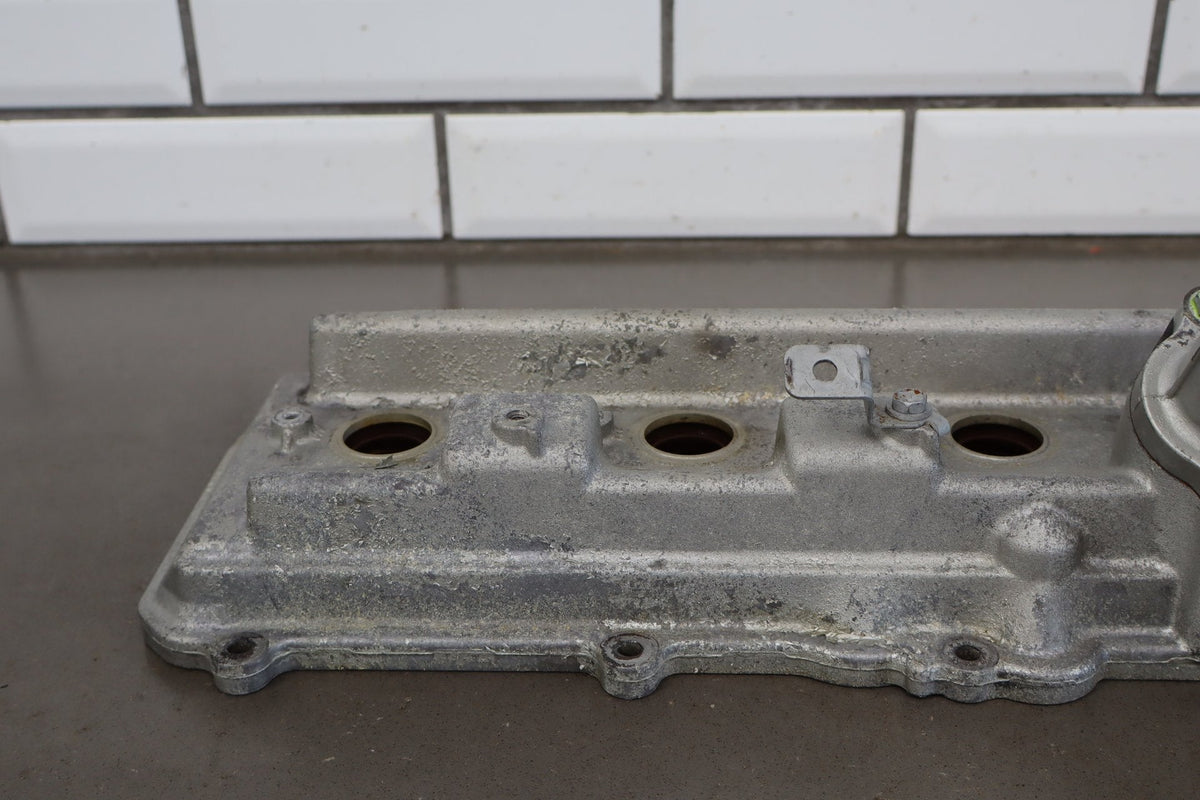02-10 Lexus SC430 4.3 3UZ-FE Valve Cover Pair