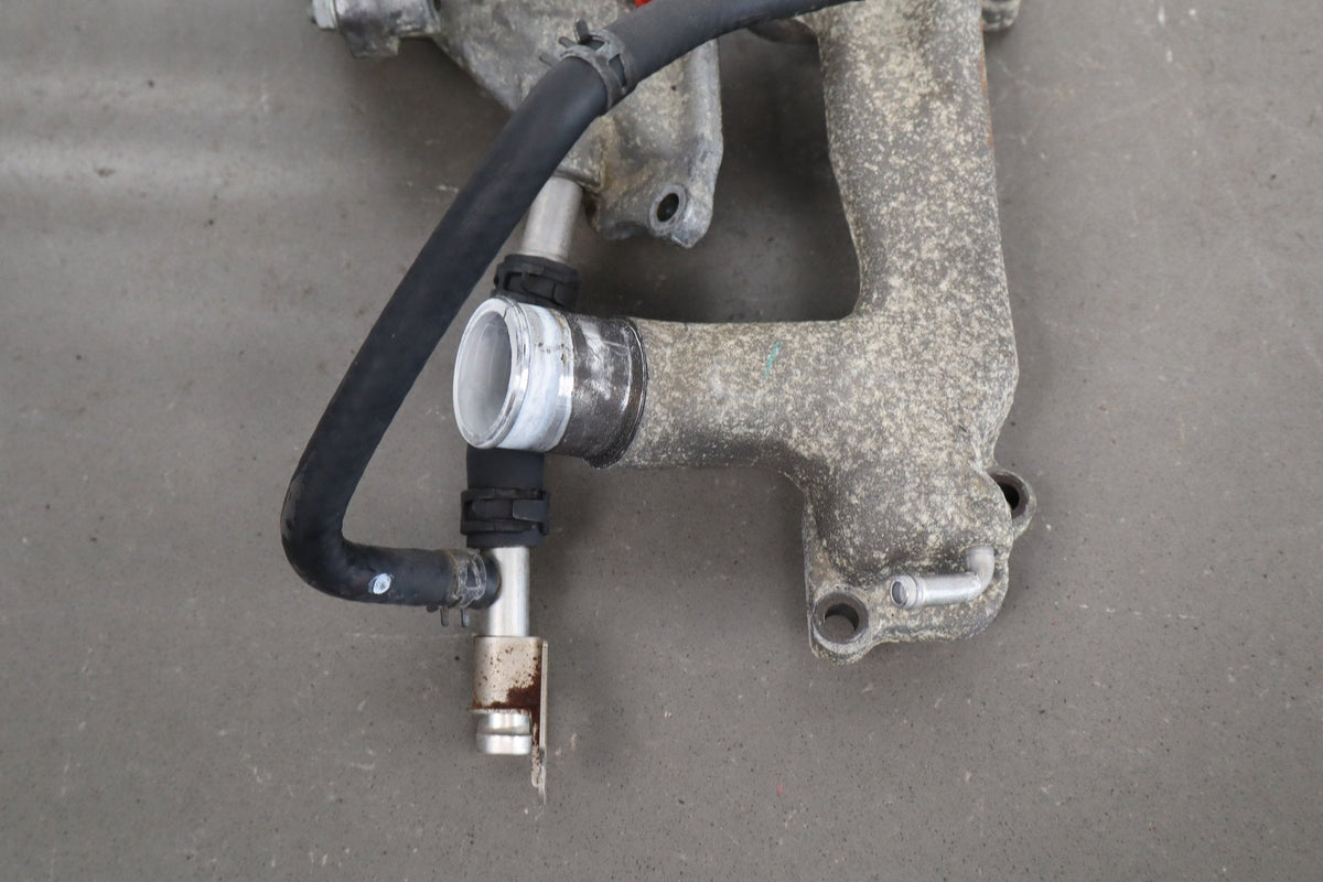 02-10 Lexus SC430 Z40 3UZ-FE Thermostat Housing Crossover