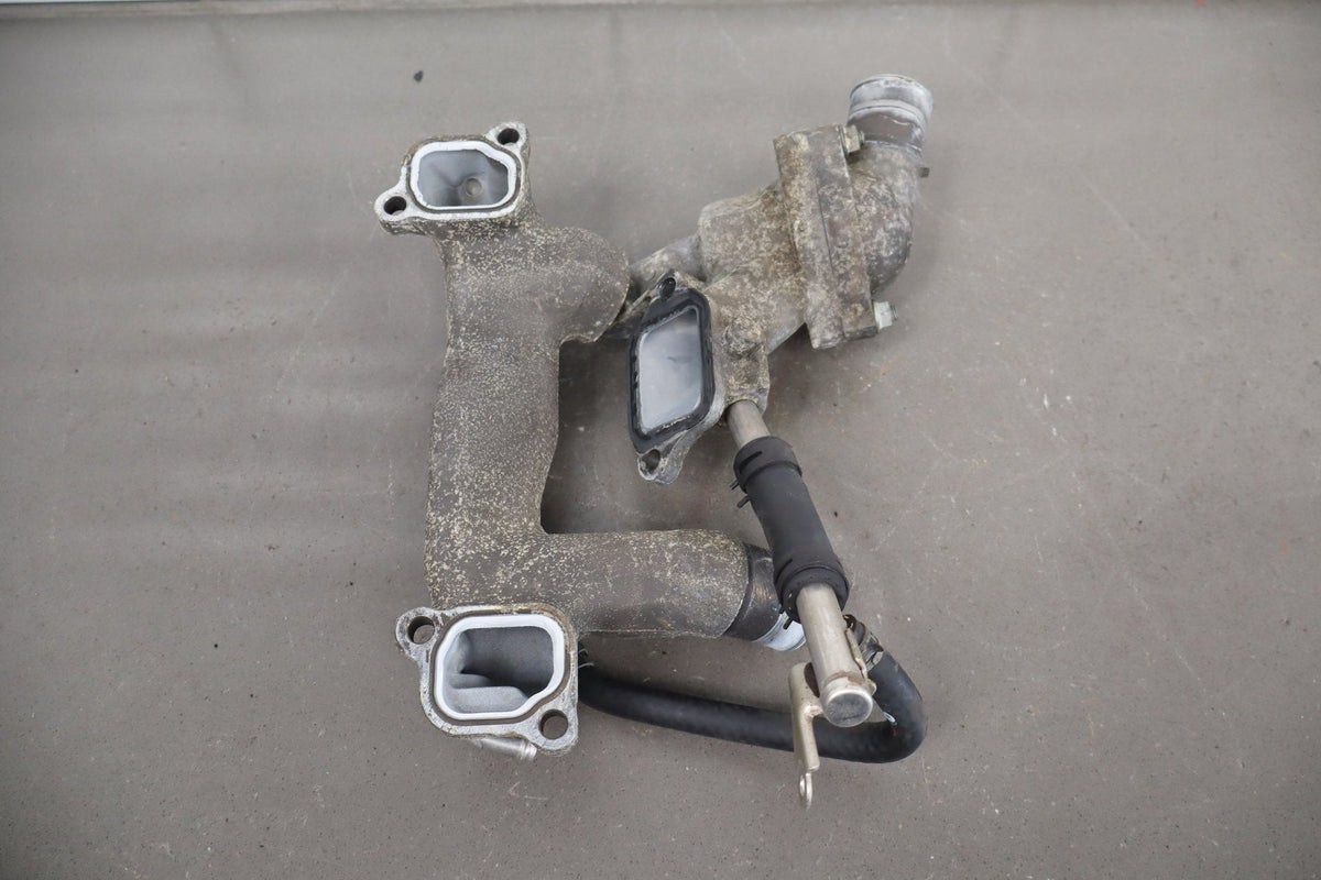 02-10 Lexus SC430 Z40 3UZ-FE Thermostat Housing Crossover