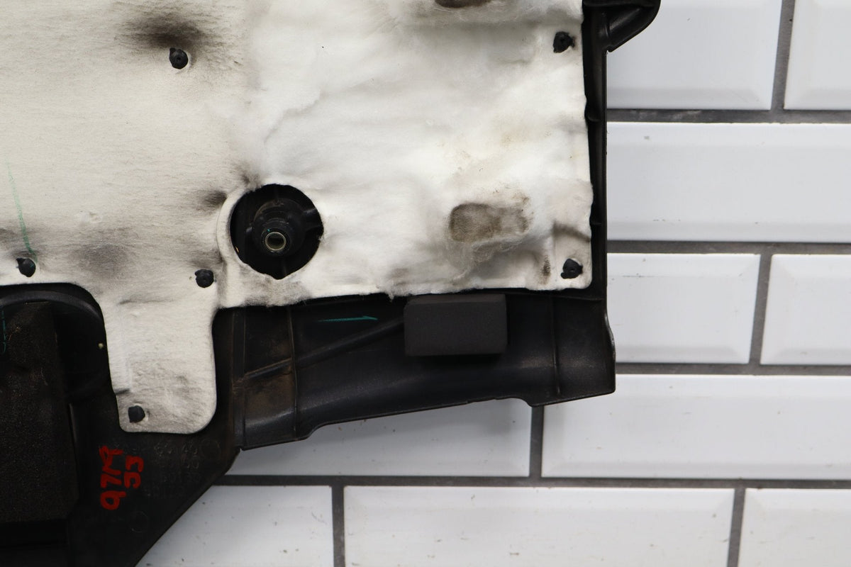 02-10 Lexus SC430 Z40 4.3 3UZ-FE Engine Cover