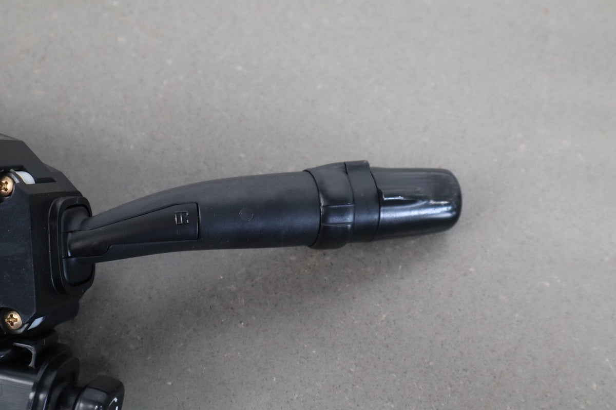 02-10 Lexus SC430 Z40 Combination Switch (Washer Button Missing)