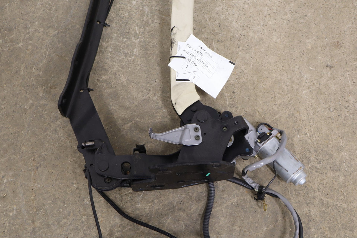 02-10 Lexus SC430 Z40 Conv Lift Motor Pair With Hinges