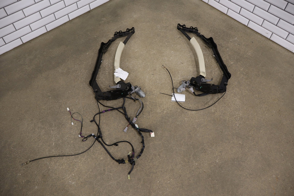 02-10 Lexus SC430 Z40 Conv Lift Motor Pair With Hinges