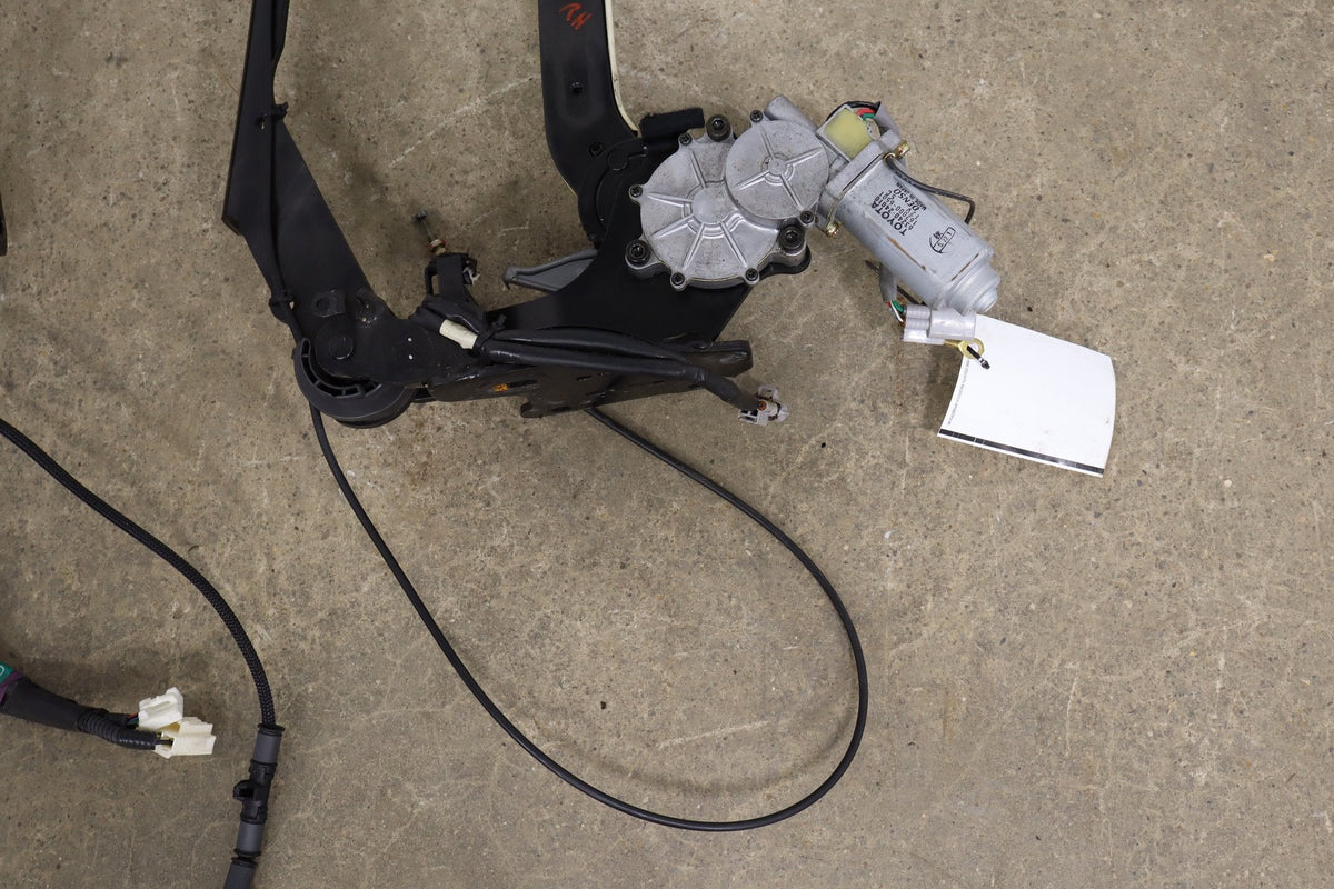 02-10 Lexus SC430 Z40 Conv Lift Motor Pair With Hinges