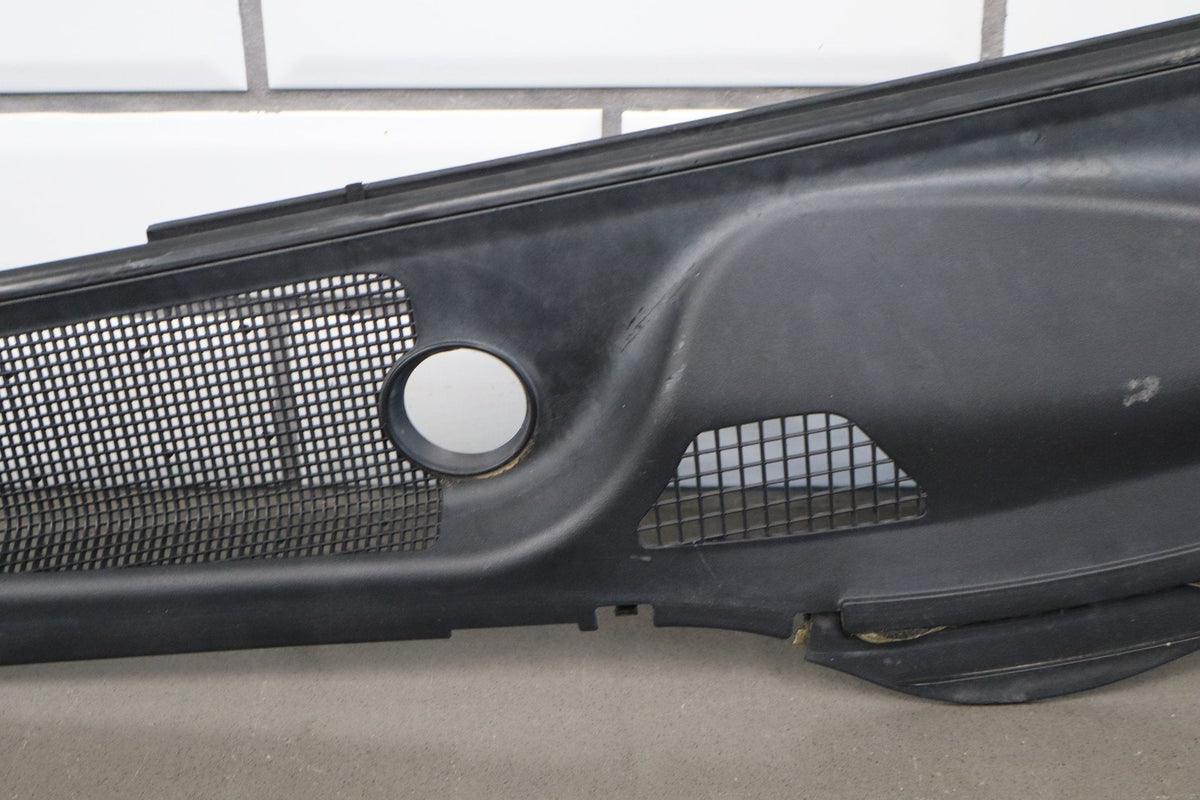 02-10 Lexus SC430 Z40 Cowl Vent Panel Black