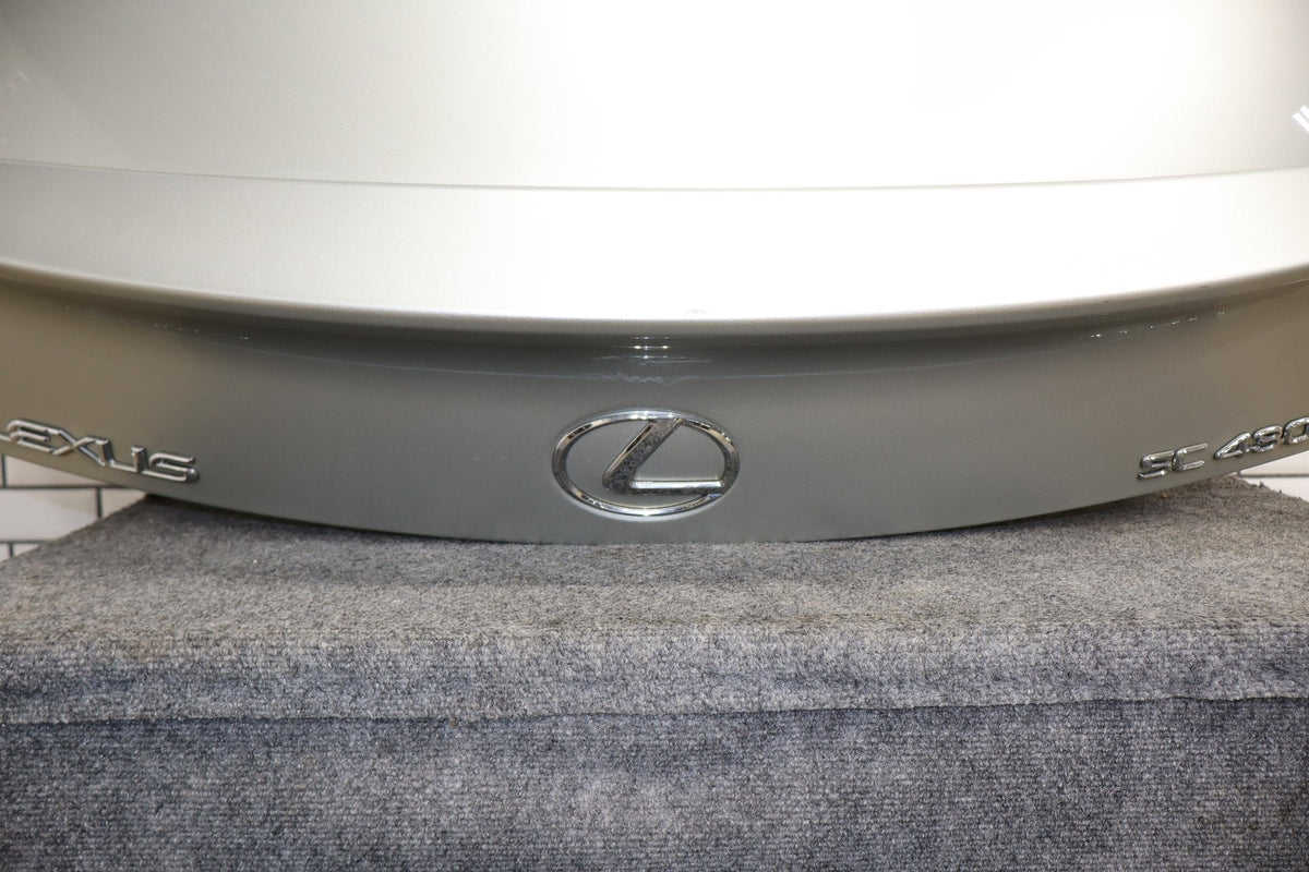 02-10 Lexus SC430 Z40 Decklid Silver 1C0 (Spoiler Scrape)